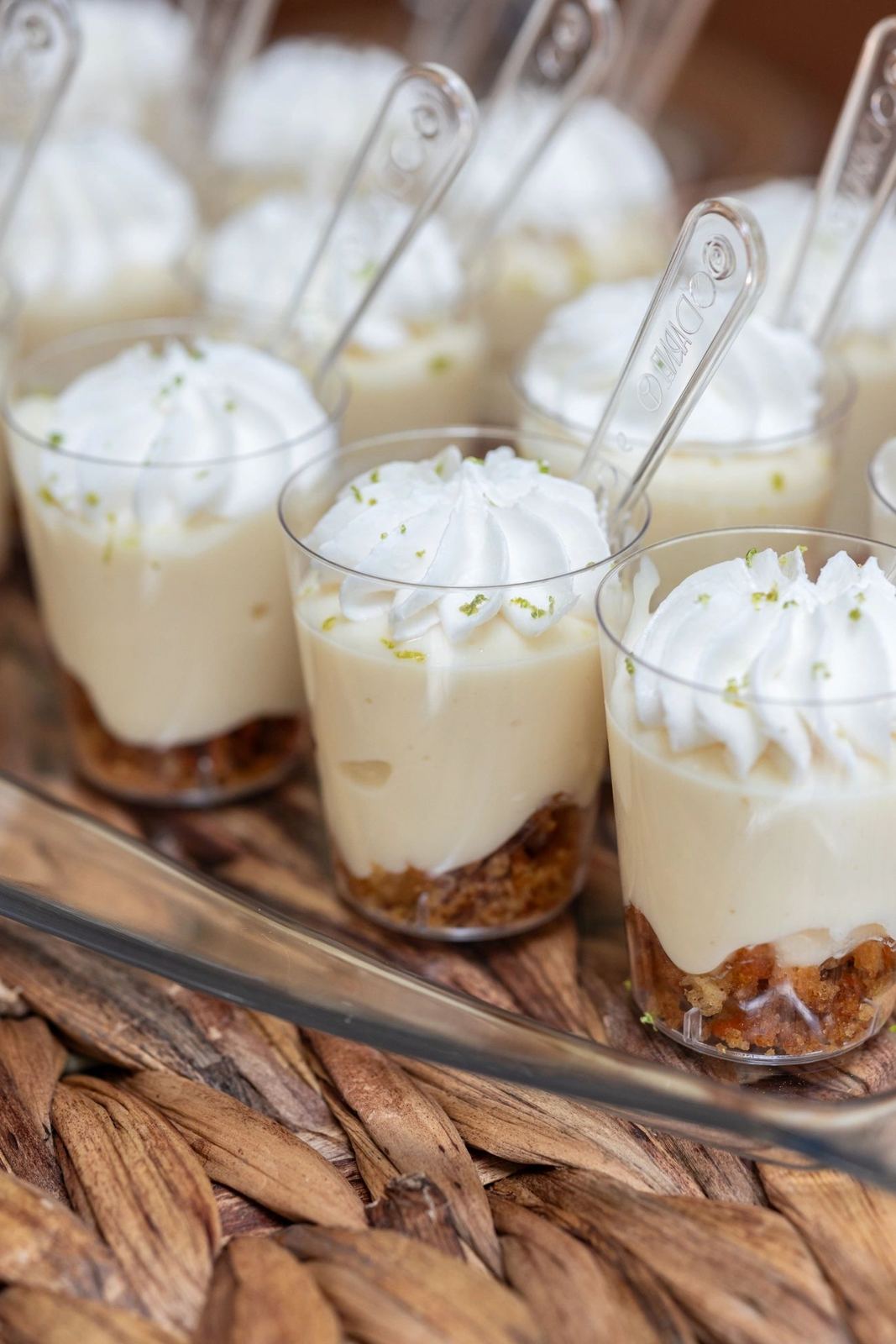 Vasitos con merengue